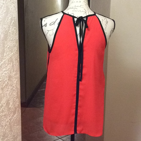 Orange polyester top - Picture 3 of 4